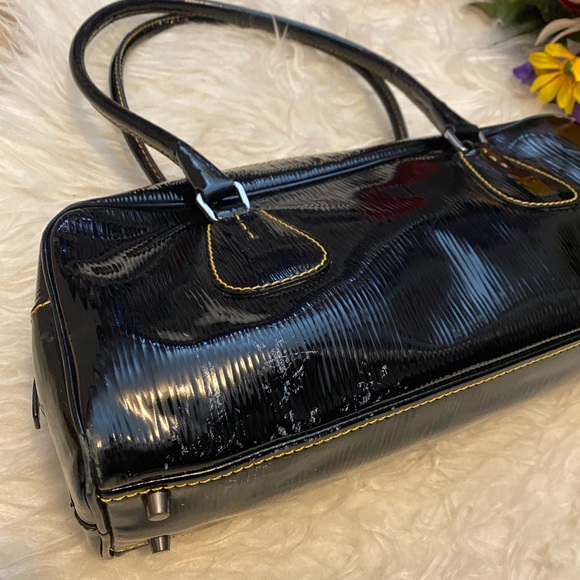 🌺 HP🌺💯 authentic patent leather bag🌺 - Picture 9 of 13